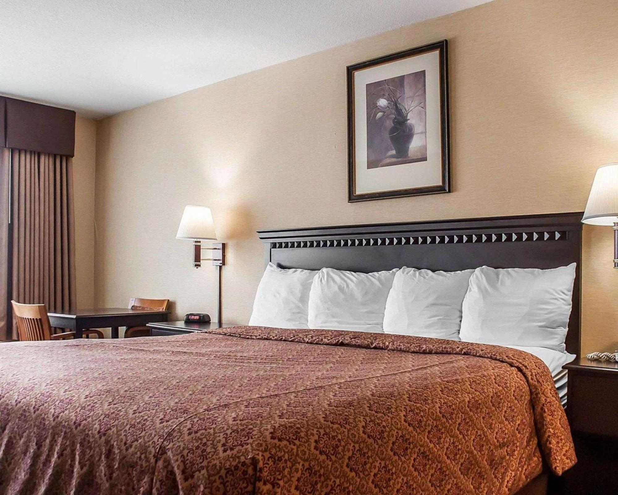 Econo Lodge Elmira-Corning Fisherville Экстерьер фото