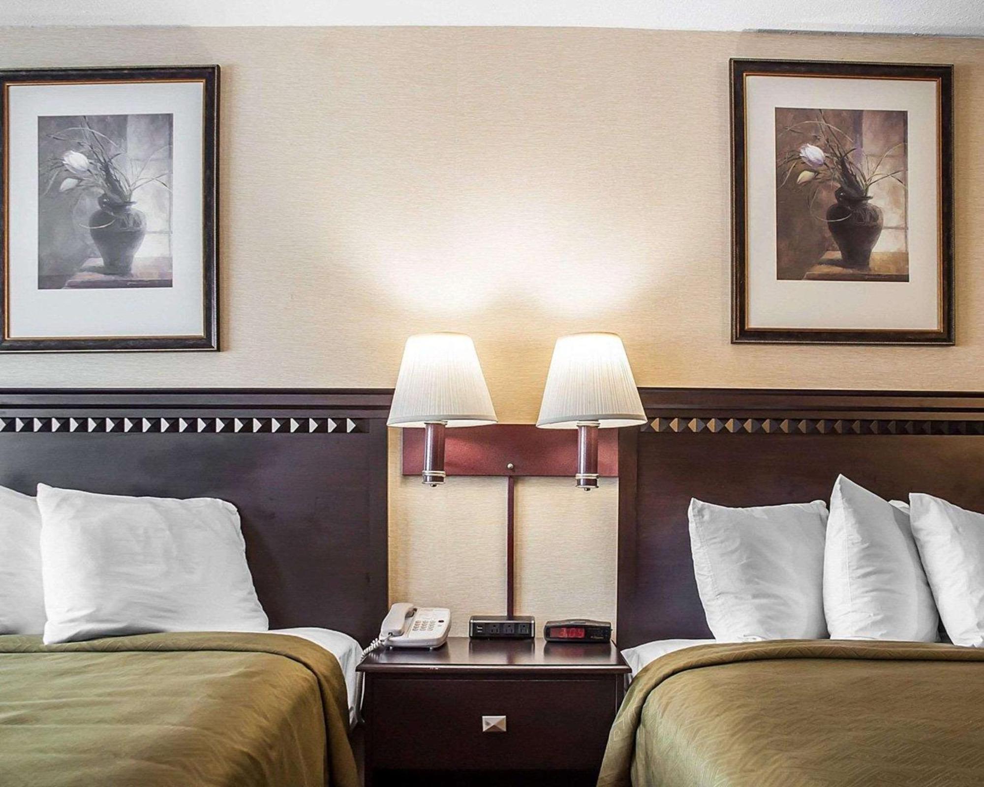 Econo Lodge Elmira-Corning Fisherville Экстерьер фото