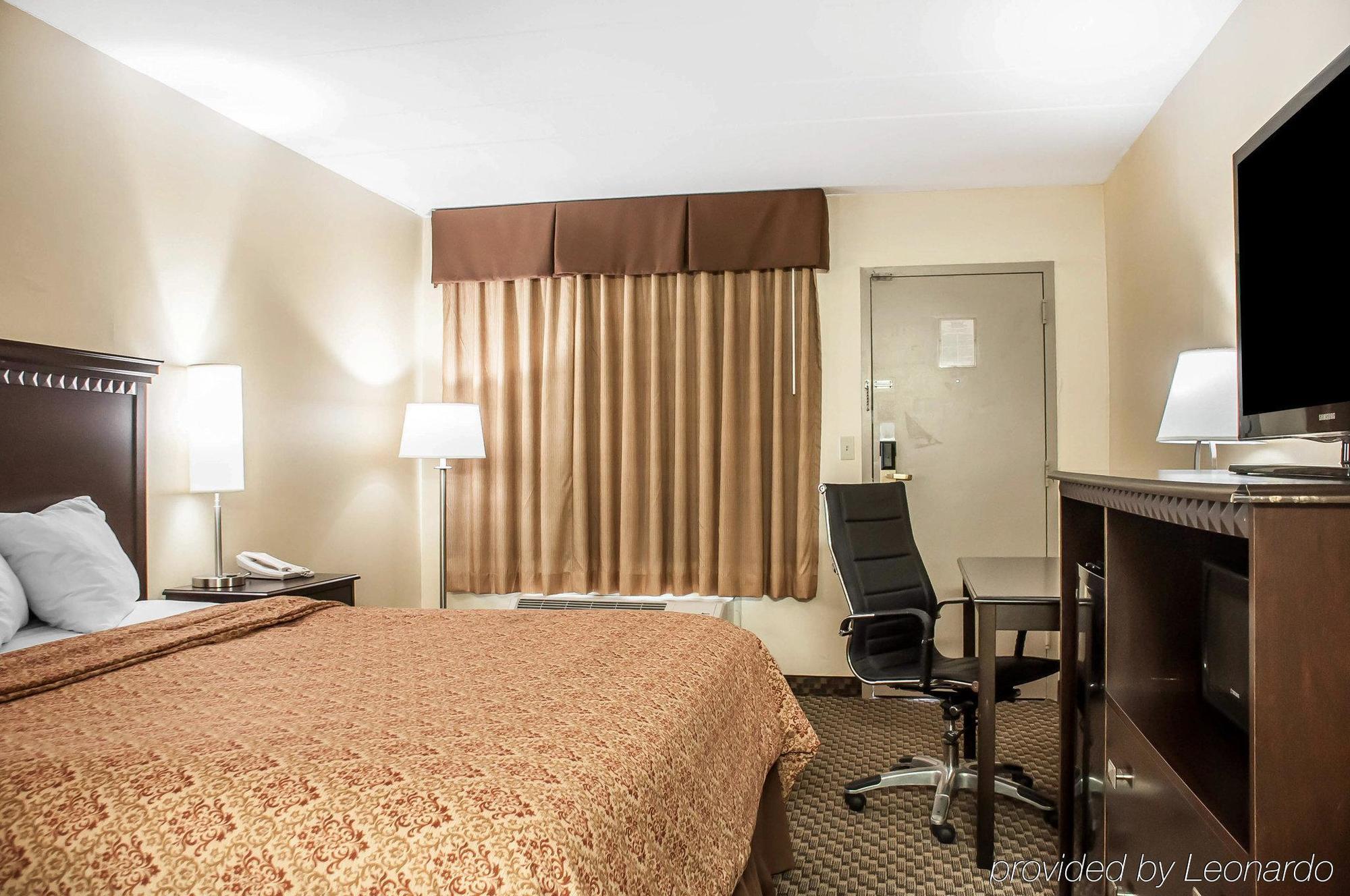 Econo Lodge Elmira-Corning Fisherville Экстерьер фото