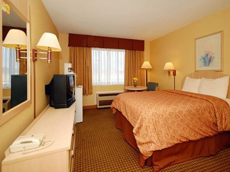 Econo Lodge Elmira-Corning Fisherville Экстерьер фото